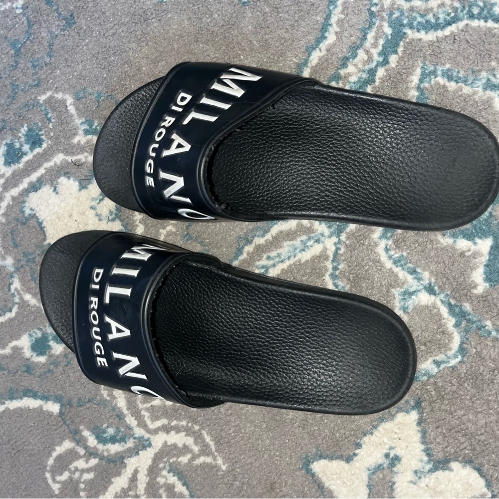 Milano Di Rouge Slides Size 8.5-9